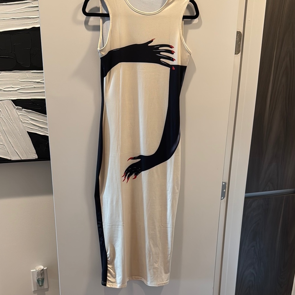 Cream Sheath Midi Dress with Scoop Neck